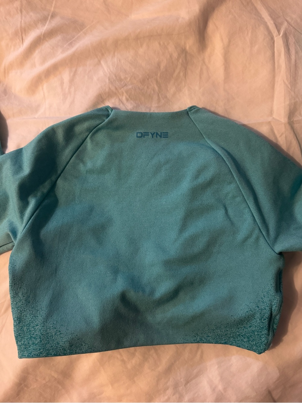 ✨DFYNE Athletic Wrap Top in Teal Blue✨ - Picture 3 of 4
